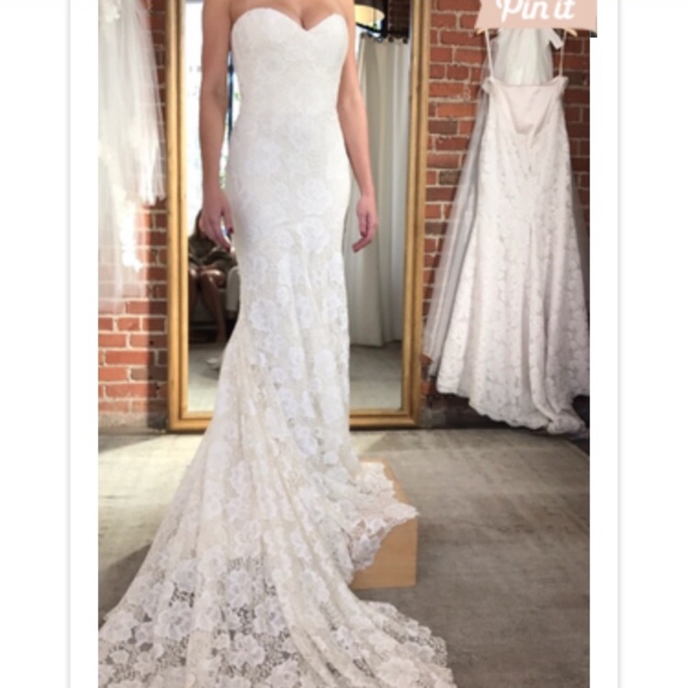 2017 Anais Anette designer wedding gown